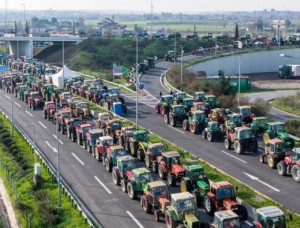 Αγρότες: Στις 12 η ανακοίνωση των μέτρων της κυβέρνησης – Τι περιλαμβάνει το κυβερνητικό καλάθι