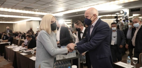 Φώφη Γεννηματά: Ποιοι προτείνουν Γιώργο Παπανδρέου μετά την απόσυρση της υποψηφιότητάς της