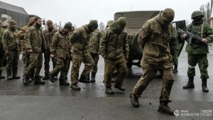 Μαζικες παραδοσεις Ουκρανων Οι Ρώσοι αιχμαλώτισαν εκατοντάδες Ουκρανούς στρατιώτες μέσα στη νύχτα