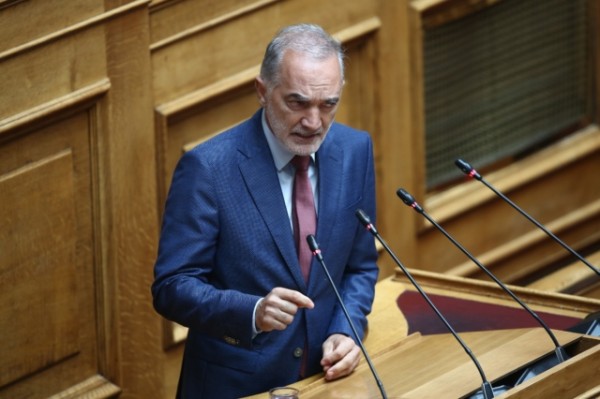 Μάριος Σαλμάς: Βουλευτές της ΝΔ να κινήσουν διαδικασίες αλλαγής αρχηγού εν πτήσει
