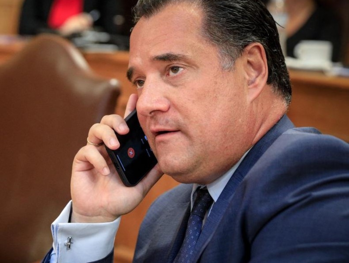 Ο Άδωνις πήρε τηλέφωνο τον Κωνσταντάρα μετά το «κράξιμο»