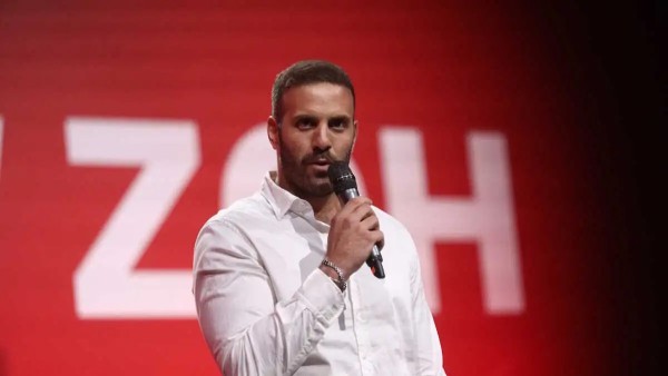 Πόλεμος κυβέρνησης – ΣΥΡΙΖΑ μετά την ανάρτηση του Νίκου Παππά: «Δολοφόνοι, παιδόφιλοι και βιαστές»