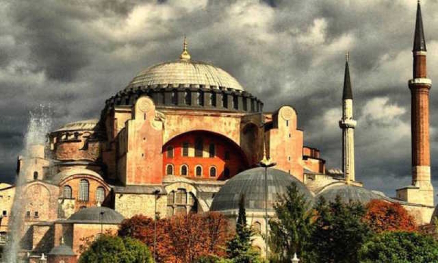 Παρέμβαση UNESCO στην Άγκυρα για την Αγια Σοφιά