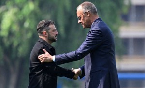 Πυρετώδεις διαβουλεύσεις για το σχέδιο ειρήνης στην Ουκρανία – Ο Μερτς ακύρωσε ραντεβού για να μιλήσει με Τραμπ και Ζελένσκι