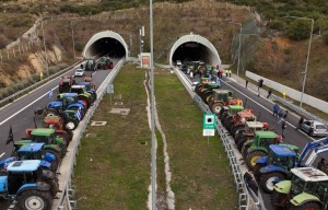 Άνοιξαν οι σήραγγες των Τεμπών – Οι επόμενες κινήσεις των αγροτών πριν τα Χριστούγεννα