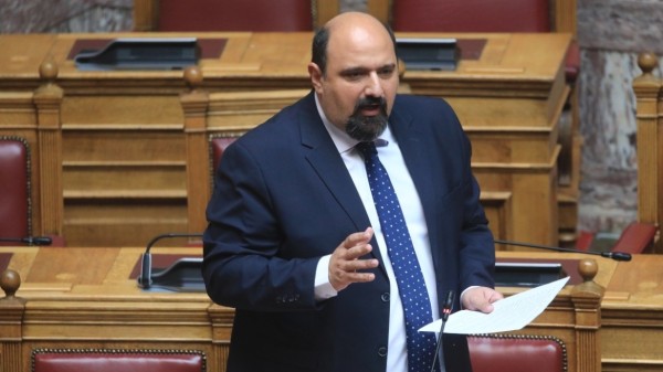 Ανάλυση: Η Προανακριτική του Τριαντόπουλου για τα Τέμπη, το Σύνταγμα που γίνεται «λάστιχο» και τα πολιτικά οφέλη