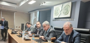 Αγρίνιο: Κοπή πίτας της ΝΟΔΕ παρουσία του Μάκη Βορίδη (φωτο)