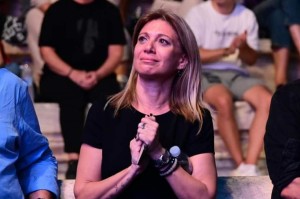 Μαρία Καρυστιανού: Σενάρια για κόμμα μετά την ανάρτηση για την επέτειο αποκατάστασης της δημοκρατίας