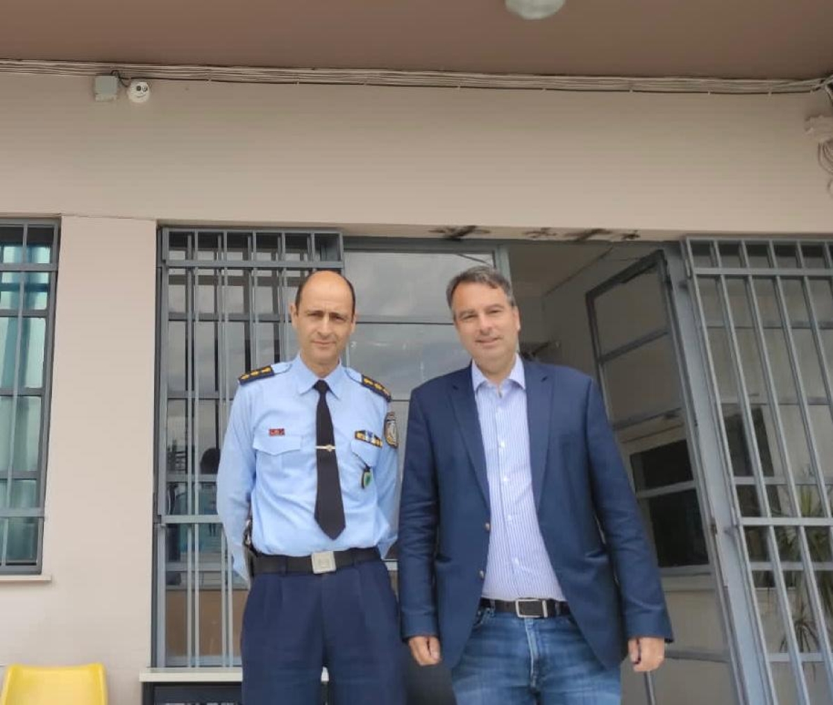 Eπίσκεψη του Θανάση Παπαθανάση στο Αστυνομικό Τμήμα και στον Λιμενικό Σταθμό Ναυπάκτου