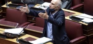 Κατηγορεί για “πολακισμό” τον βουλευτή του ΣΥΡΙΖΑ Γ. Βαρεμένο η Ν.Δ.
