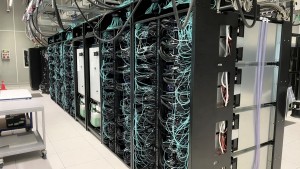 Εγκαινιάζεται ο εθνικός υπερυπολογιστής «Δαίδαλος» στο Λαύριο από τον Κυριάκο Μητσοτάκη