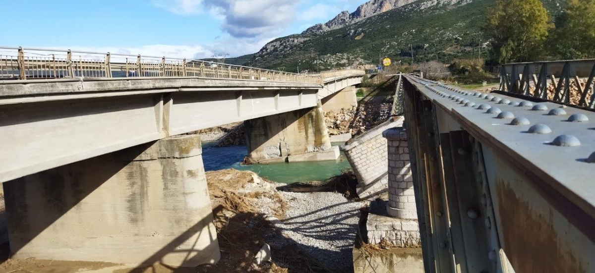 Η συζήτηση στη Βουλή για τη Γέφυρα του Ευηνοχωρίου