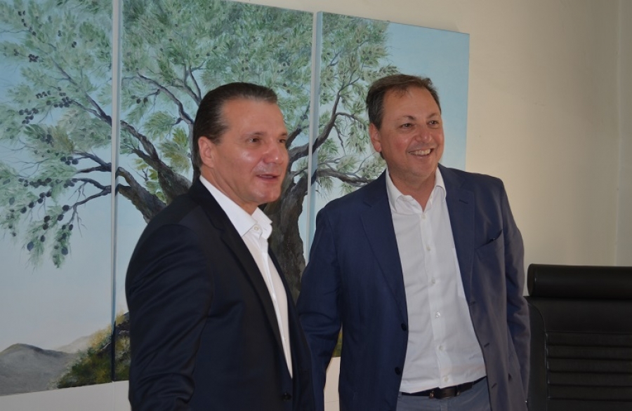 «Η αγροτική πολιτική της επόμενης μέρας»: Επίσκεψη Σπήλιου Λιβανού στην Ένωση Αγρινίου – Σύσκεψη για τα αγροτικά θέματα.