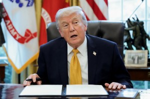 Ν.Τραμπ για Ιράν: «Έγινε λίγο πιο χαριτωμένο – Οι συνομιλίες εξελίσσονται θετικά»