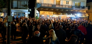 Νεοχώρι: Πλήθος κόσμου στα εγκαίνια του εκλογικού κέντρου της «Δημιουργικής Ανατροπής»