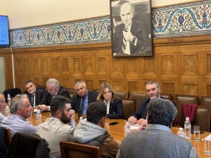 Δυναμική πρωτοβουλία Σταρακά: Έφερε τους αλιείς όλης της Ελλάδας στα γραφεία του ΠΑΣΟΚ στη Βουλή – Δέσμευση για ισχυρές άμεσες κοινοβουλευτικές πρωτοβουλίες (βίντεο και φωτογραφίες)