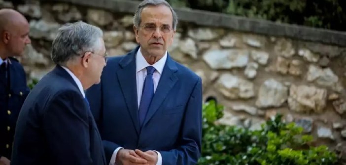 Κηδεία Γλύξμπουργκ: Στο παρεκκλήσι του Αγίου Ελευθερίου ο Αντώνης Σαμαράς – Ποιοι «γαλάζιοι» θα πάνε στη Μητρόπολη
