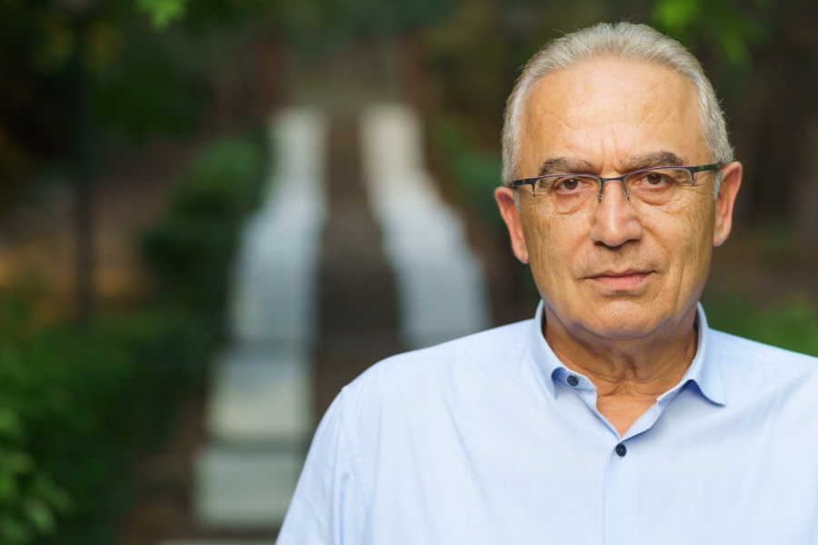 Στη λαϊκή αγορά του Σαββάτου ο Σάκης Τορουνίδης