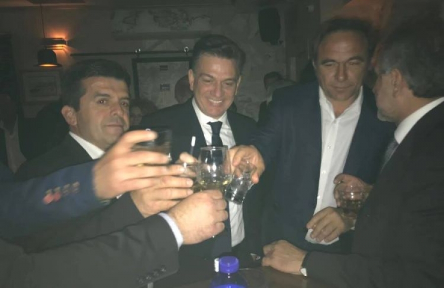 Τα ήπιαν στο Μεσολόγγι Μωραΐτης, Κόκκαλης και Κατσιφάρας