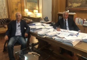 Συνάντηση Βαρεμένου – Βορίδη: Ελιά Καλαμών, αποζημίωση κτηνοτρόφων και έλλειψη χρηματοδότησης στην ατζέντα