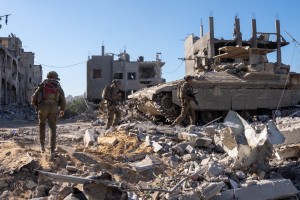 Γάζα «ώρα μηδέν»: Αστικές μάχες των IDF με τη Χαμάς στο κέντρο της Πόλης – Δείτε βίντεο και φωτογραφίες
