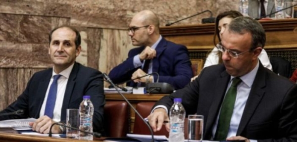 Φορολογικό: Μείωση φόρων στη μεσαία τάξη και στα χαμηλά εισοδήματα -ΣΥΡΙΖΑ: Ταξικές επιλογές