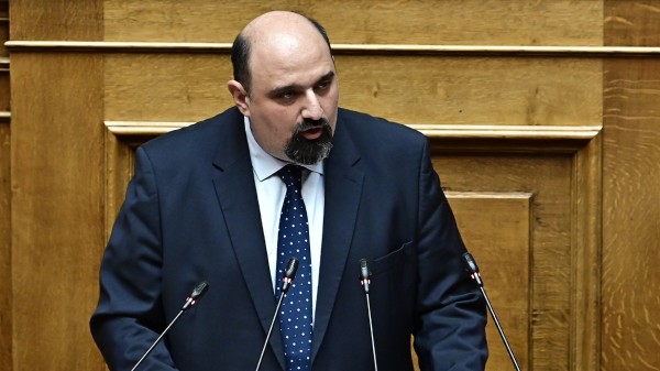 Προανακριτική: Διαφωνία για τον χρόνο ανάγνωσης του υπομνήματος Τριαντόπουλου – Αποχωρεί ο ΣΥΡΙΖΑ Προανακριτική: Διαφωνία για τον χρόνο ανάγνωσης του υπομνήματος Τριαντόπουλου – Αποχωρεί ο ΣΥΡΙΖΑ