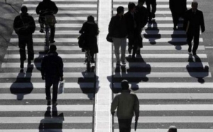 Ένας εργαζόμενος υψηλής ειδίκευσης – μια ντουζίνα γκαρσόνια