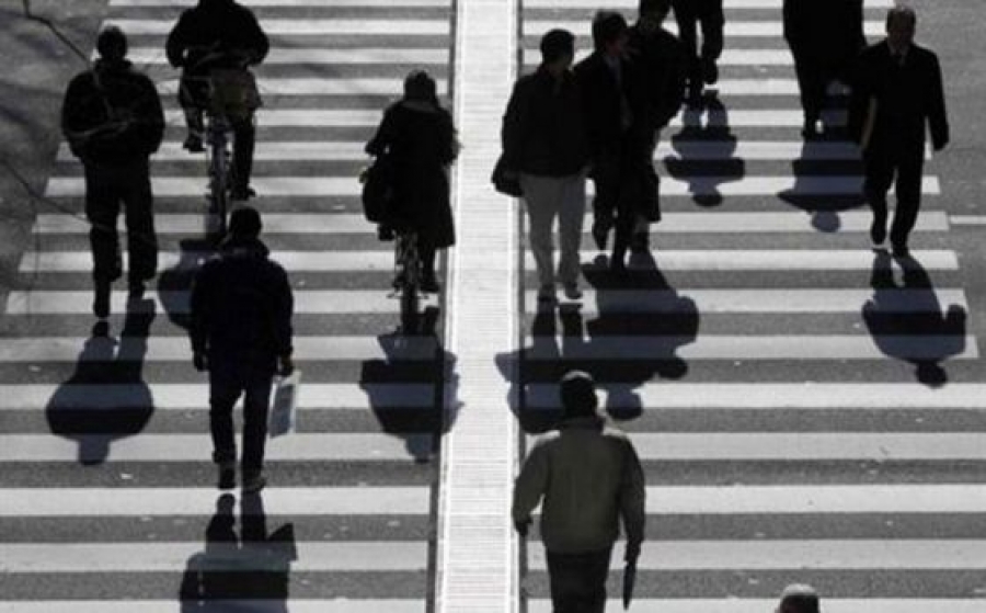 Ένας εργαζόμενος υψηλής ειδίκευσης – μια ντουζίνα γκαρσόνια