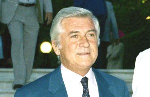 Νέα Δημοκρατία: 37 χρόνια μετά τη δολοφονία του Ευρυτάνα Παύλου Μπακογιάννη, η μνήμη του παραμένει ζωντανή