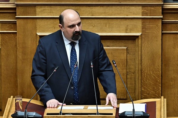 Τη Δευτέρα στην Προανακριτική ο Χ.Τριαντόπουλος: Αποχώρησαν από τη ψηφοφορία ΠΑΣΟΚ, ΣΥΡΙΖΑ, ΚΚΕ και Νέα Αριστερά