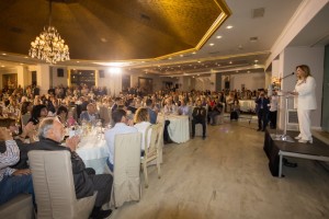 Μεγαλειώδης συμμετοχή από 2000 πολίτες στην εκδήλωση της Χριστίνας Σταρακά στο Αγρίνιο για τα 2 χρόνια στη Βουλή - Θερμό μήνυμα και χαιρετισμοί από Ανδρουλάκη, Γερουλάνο, Κατρίνη, Κωνσταντινόπουλο, Χρηστίδη