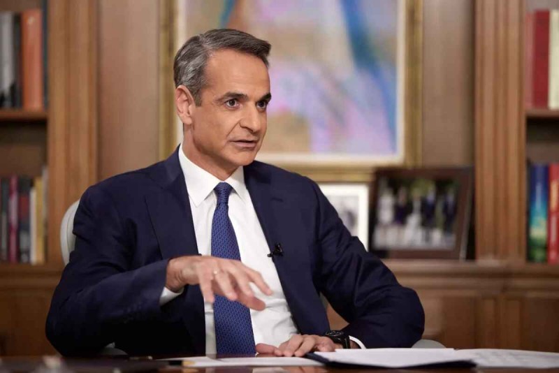 Ο Κ.Μητσοτάκης στηρίζει το σχολικό βιβλίο  της Ζαχαράκη με τις «οικογένειες» ομοφυλοφίλων!