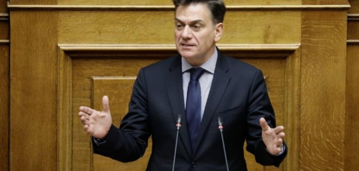 Θάνος Μωραΐτης: &quot;Το ποδόσφαιρο έχει εξελιχθεί σε ένα ιδιόμορφο πεδίο οικονομικής και πολιτικής διαπλοκής&quot;