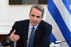 Μητσοτάκης: «Κάποιοι θέλουν να μας οδηγήσουν σε ζούγκλα» – Και τα βίντεο εμφανίστηκαν «ως διά μαγείας»!