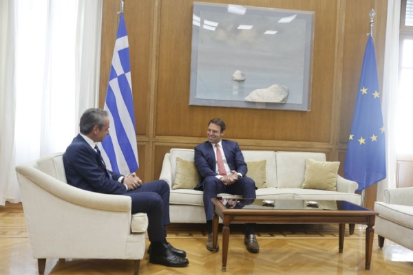 Συνάντηση Κυριάκου Μητσοτάκη με Στέφανο Κασσελάκη στη Βουλή – Τι συζήτησαν