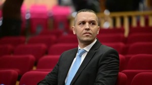 «Εξαπάτηση εκλογέων»: Ομόφωνα αθώος ο Η.Κασιδιάρης και 12 ακόμη κατηγορούμενοι