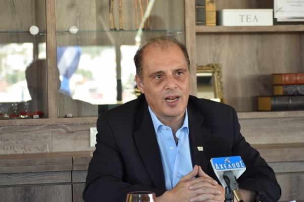 Το twitter ανέστειλε τη λειτουργία του λογαριασμού του Κυριάκου Βελόπουλου