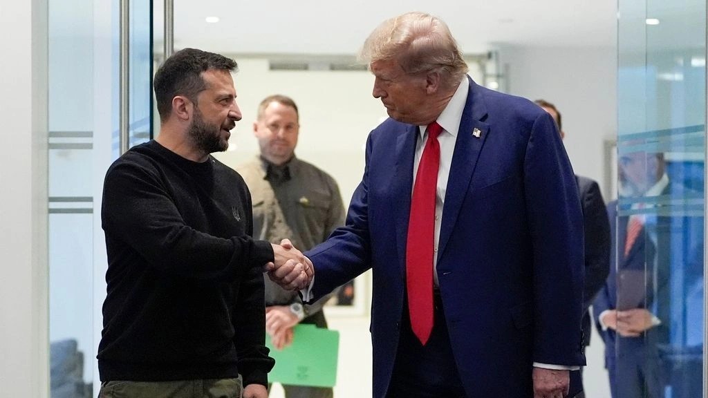 New York Times: «Η υπόσχεση του Τραμπ να τερματίσει τον πόλεμο, δεν αφήνει στην Ουκρανία πολλές επιλογές»