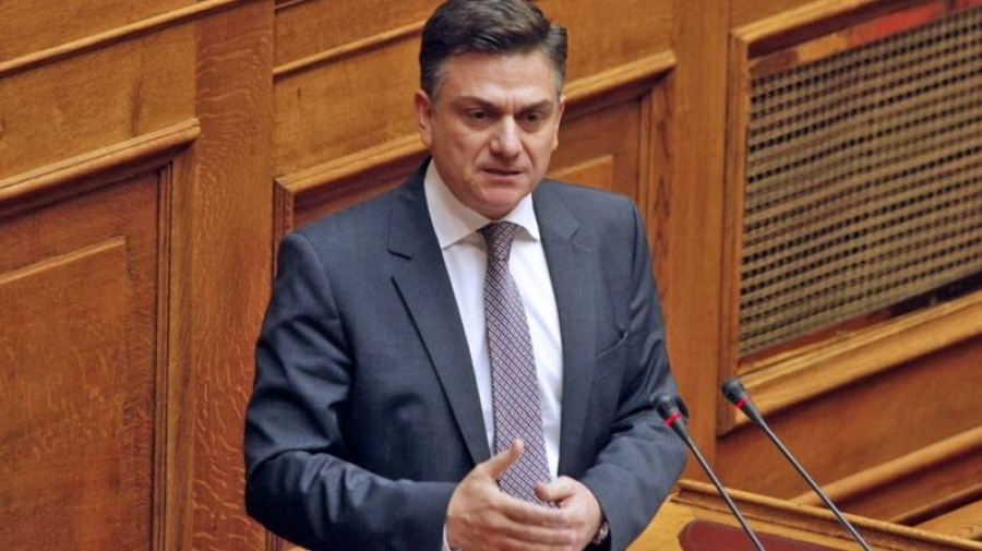 Δεν υπήρξε ποτέ σε κυβέρνηση, που μοίραζε φωτοτυπίες αντί για βιβλία