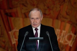 Β.Πούτιν: «Όσο πιο απίστευτο είναι ένα ψέμα τόσο πιο πιστευτό γίνεται – Όπως ότι η Ρωσία θα επιτεθεί στην Ευρώπη»