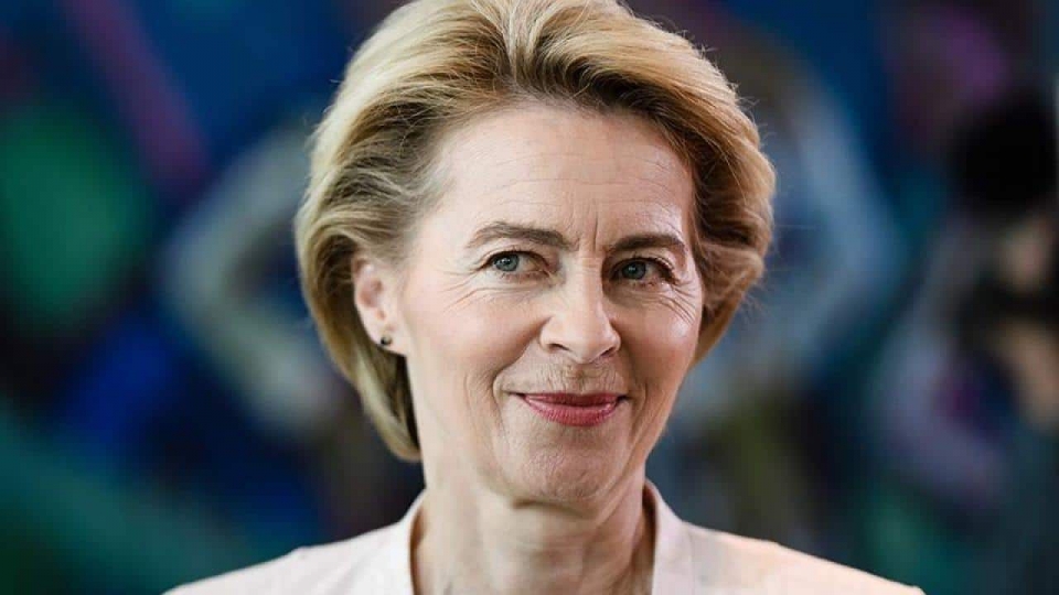 Φον ντερ Λάιεν: «Οι χώρες της Ε.Ε. θα αρχίσουν «την ίδια ημέρα» τους εμβολιασμούς»