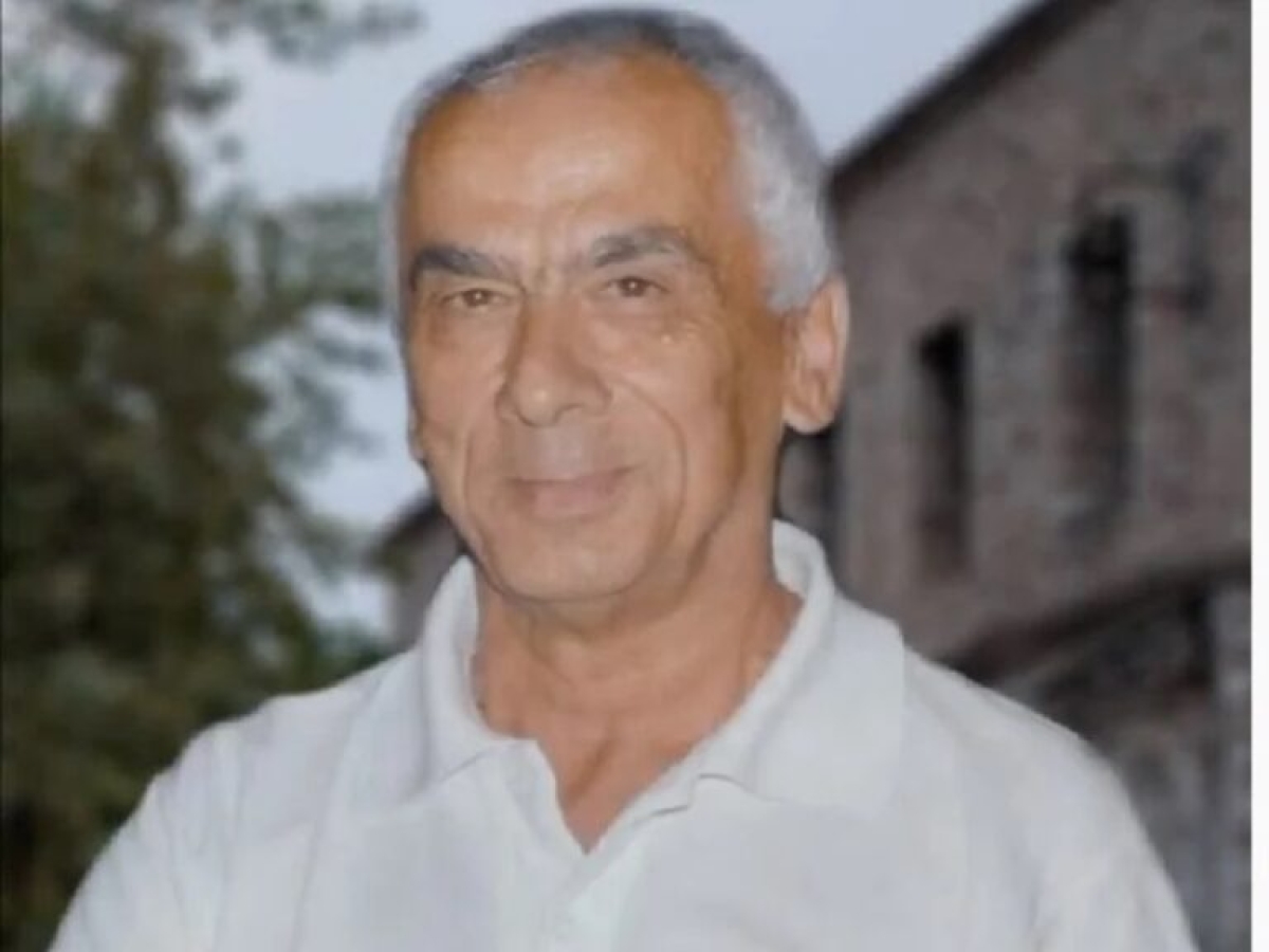 Γιατρός από το Αίγιο ίδρυσε το «Κίνημα των Ψεκασμένων»