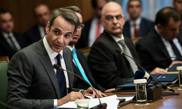Ελάχιστοι προ των γεγονότων