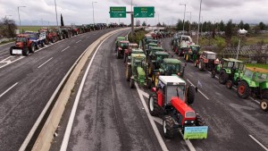 Αγρότες: Το μπλόκο της Νίκαιας σχεδιάζει κλιμάκωση των κινητοποιήσεων – Προτείνει κάθοδο των τρακτέρ στην Αθήνα