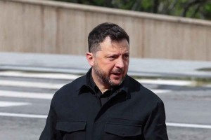 Β.Ζελένσκι: «Χτυπήσαμε με drones την Μόσχα γιατί δεν τελειώνει τον πόλεμο» – Νεκρός ένας Ινδός