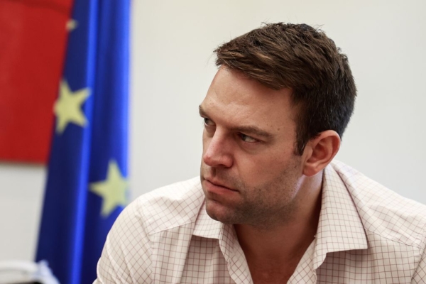 Κασσελάκης για Μητσοτάκη: Είναι ο θείος που λέει «εγώ θα κάτσω με τη νεολαία» (vid)