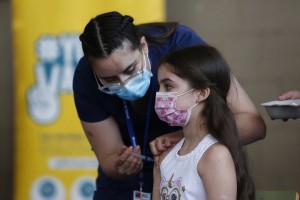 Σοκ: Τα εμβόλια κατά Covid-19 προκάλεσαν περισσότερους θανάτους στην ανθρωπότητα από όλα τα άλλα εμβόλια 33 ετών!