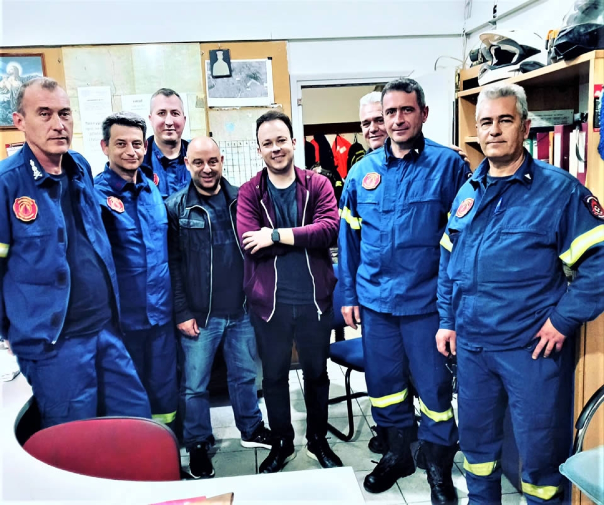 Στην νυχτερινή βάρδια της Πυροσβεστικής Υπηρεσίας Αγρινίου ο Μίλτος Ζαμπάρας