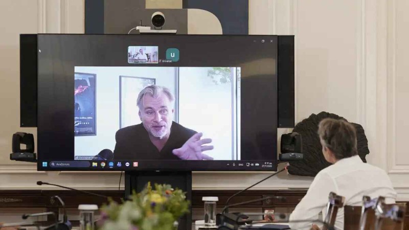 Ο Μητσοτάκης συνεχάρη και ευχαρίστησε τον Νόλαν για την «Οδύσσεια»